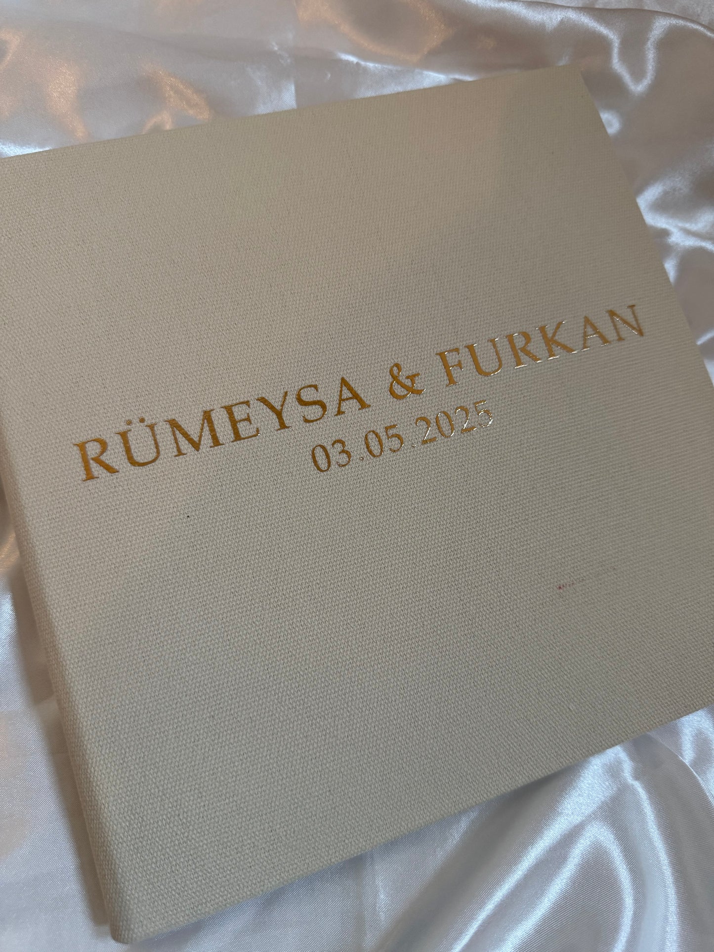Gastenboek 'Beige'