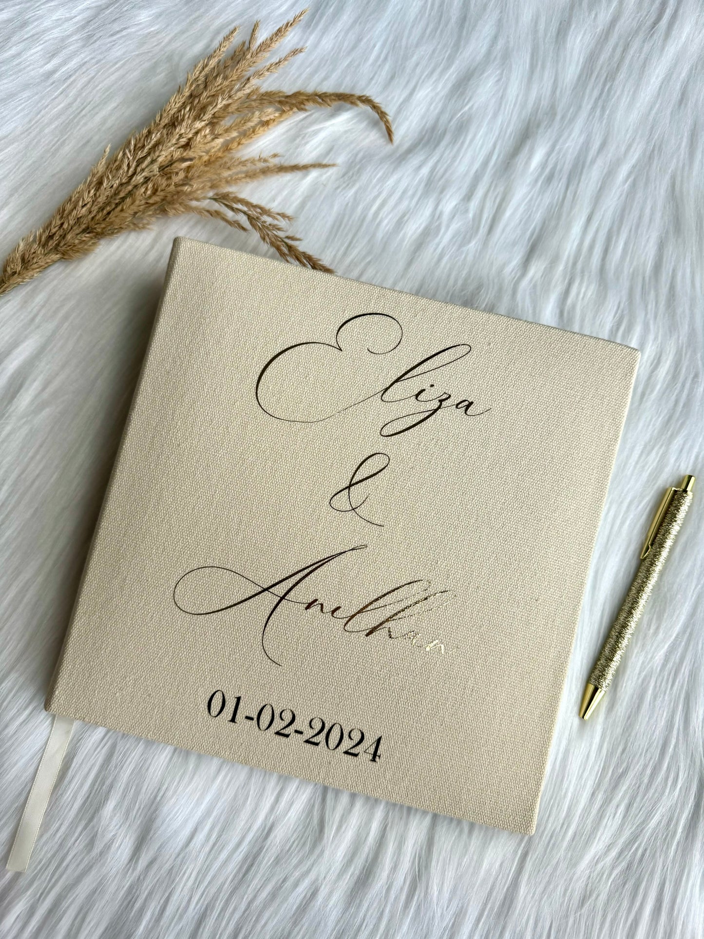 Gastenboek 'Beige'